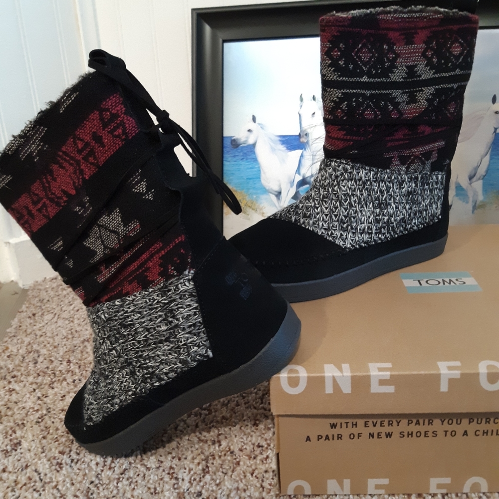 ⚡Flash Sale! Toms Nepal Boots sz 5.5 NIB